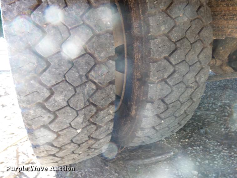 image for item K1090 2011 Dodge Ram 5500 HD bucket truck