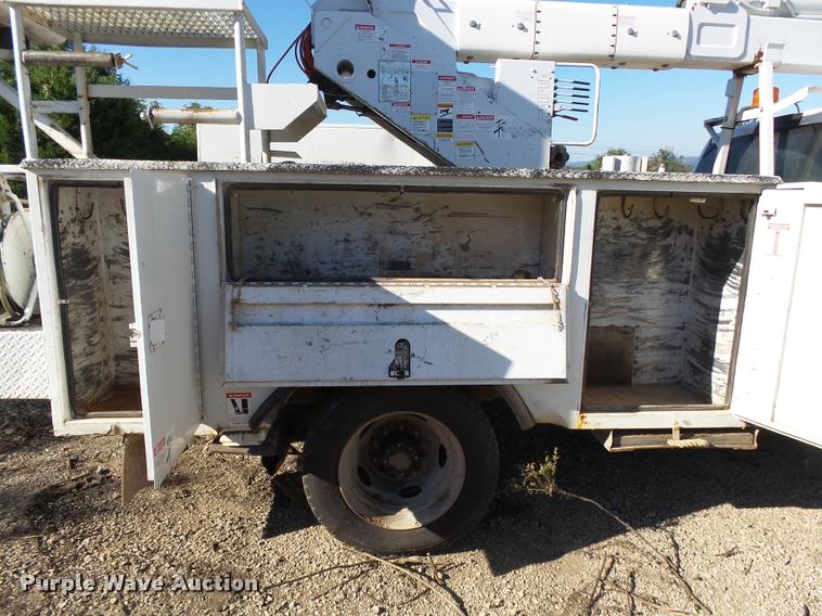 image for item K1090 2011 Dodge Ram 5500 HD bucket truck