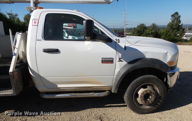 image for item K1090 2011 Dodge Ram 5500 HD bucket truck