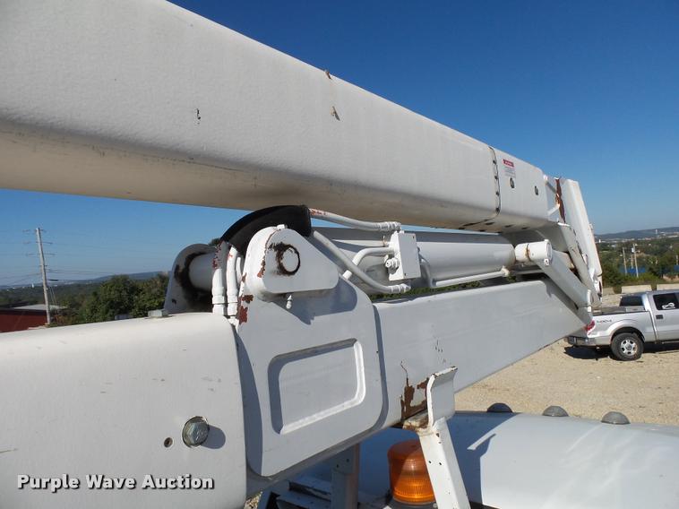 image for item K1090 2011 Dodge Ram 5500 HD bucket truck