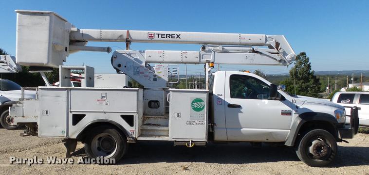 image for item K1091 2010 Dodge Ram 5500 HD bucket truck
