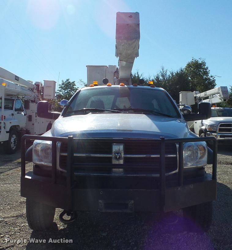 image for item K1091 2010 Dodge Ram 5500 HD bucket truck