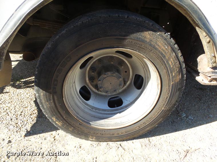 image for item K1091 2010 Dodge Ram 5500 HD bucket truck