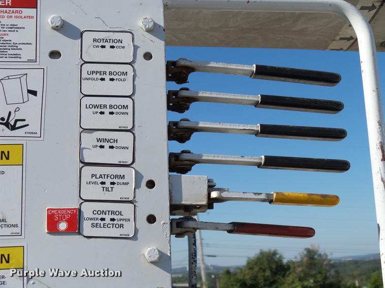 image for item K1091 2010 Dodge Ram 5500 HD bucket truck