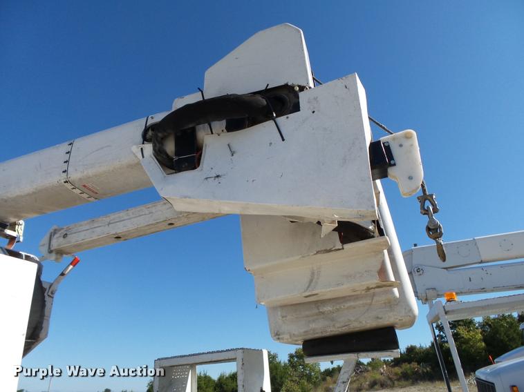 image for item K1091 2010 Dodge Ram 5500 HD bucket truck