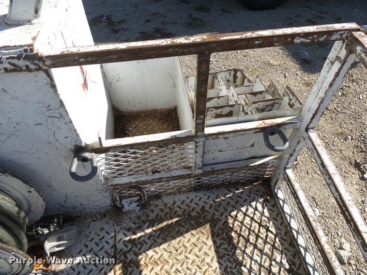 image for item K1091 2010 Dodge Ram 5500 HD bucket truck