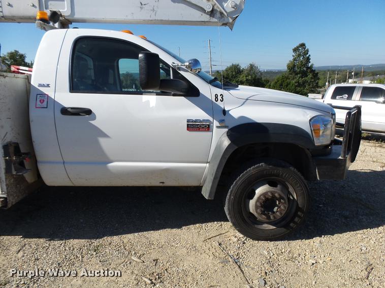 image for item K1091 2010 Dodge Ram 5500 HD bucket truck