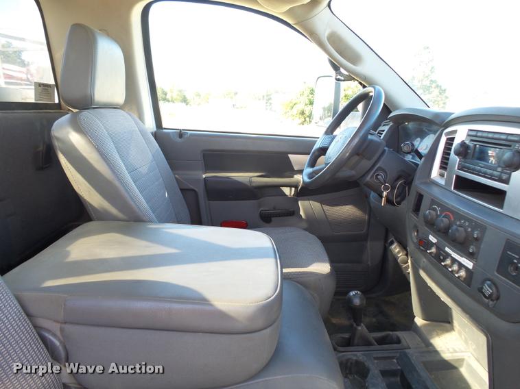 image for item K1091 2010 Dodge Ram 5500 HD bucket truck