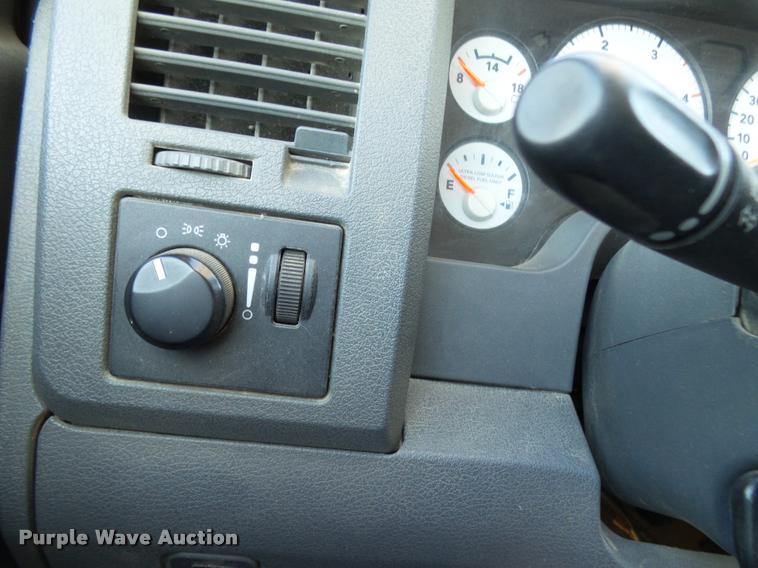 image for item K1091 2010 Dodge Ram 5500 HD bucket truck