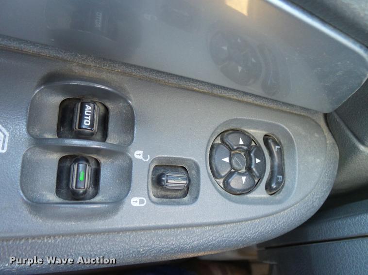 image for item K1091 2010 Dodge Ram 5500 HD bucket truck