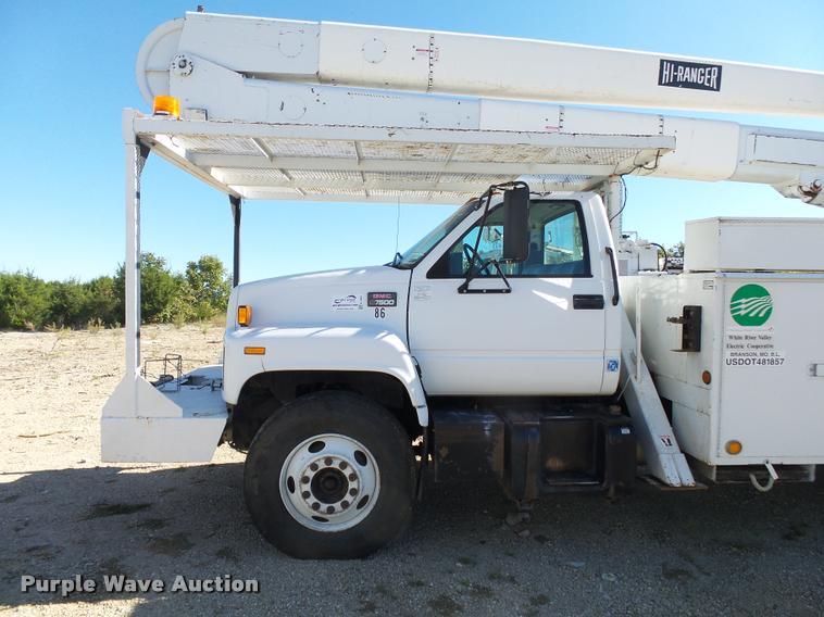 image for item K1092 1999 GMC C7500 bucket truck