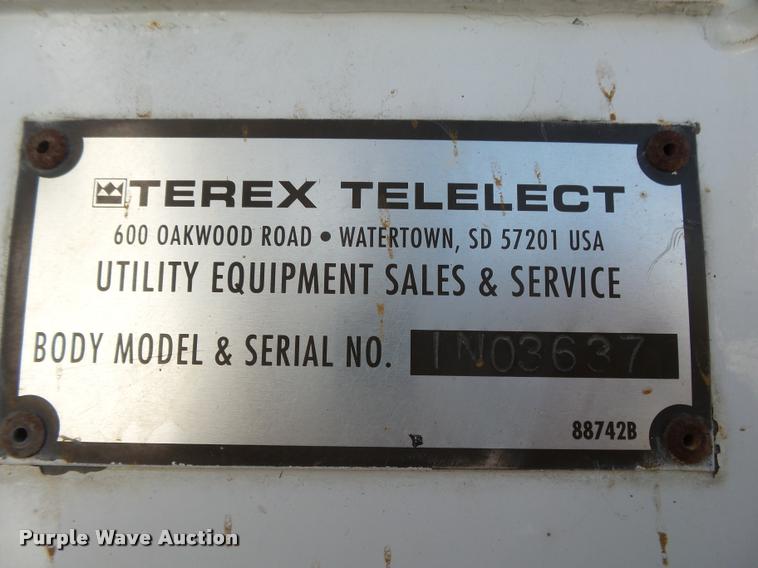 image for item K1092 1999 GMC C7500 bucket truck