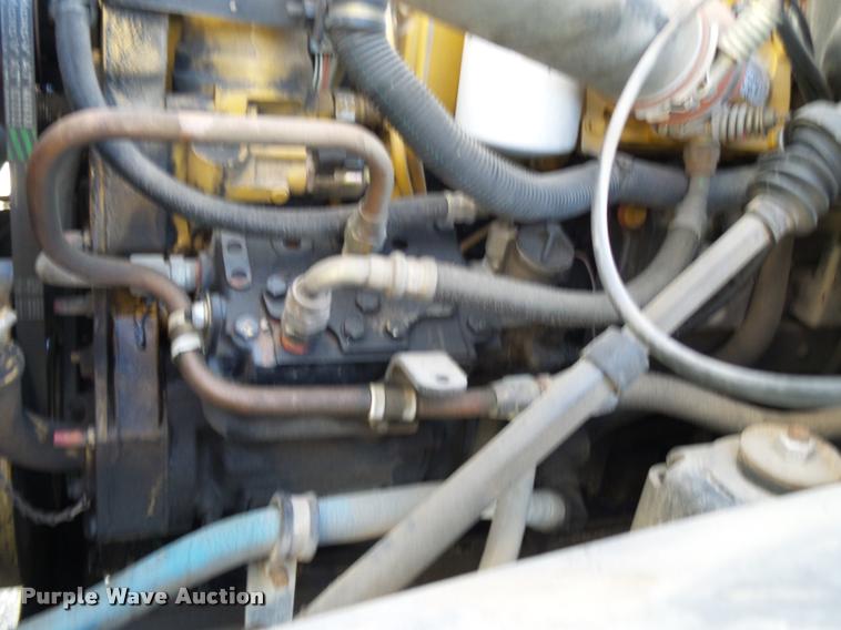 image for item K1092 1999 GMC C7500 bucket truck