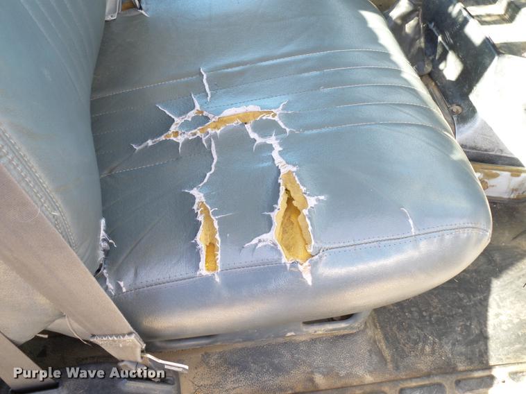 image for item K1092 1999 GMC C7500 bucket truck