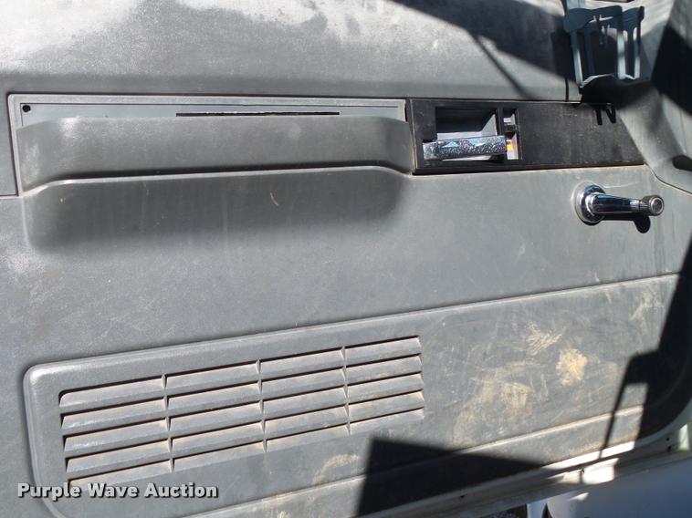 image for item K1092 1999 GMC C7500 bucket truck