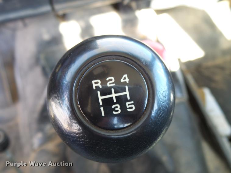 image for item K1092 1999 GMC C7500 bucket truck