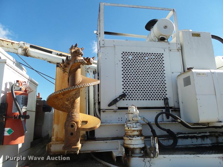 image for item K1093 2000 Freightliner FL80 pressure digger truck