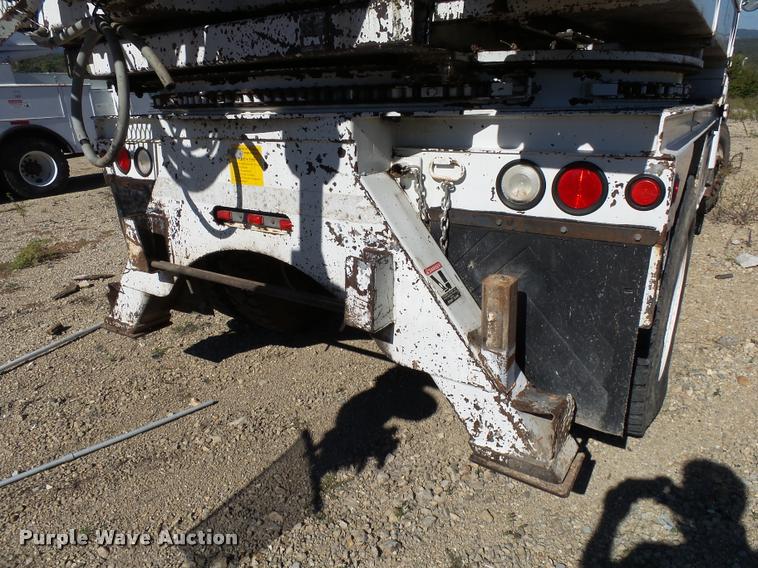 image for item K1093 2000 Freightliner FL80 pressure digger truck