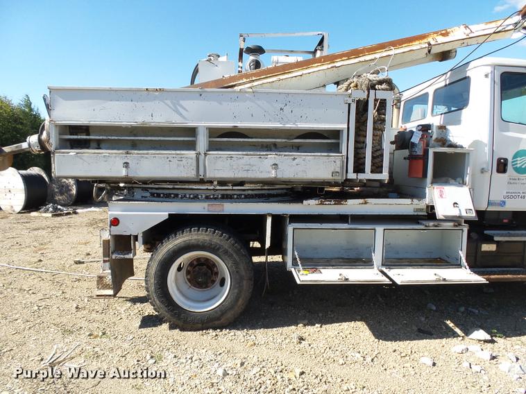 image for item K1093 2000 Freightliner FL80 pressure digger truck