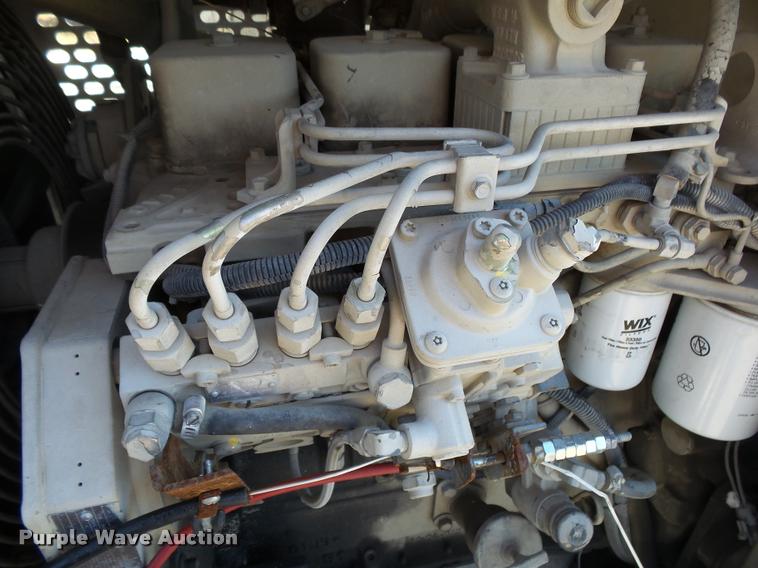 image for item K1093 2000 Freightliner FL80 pressure digger truck