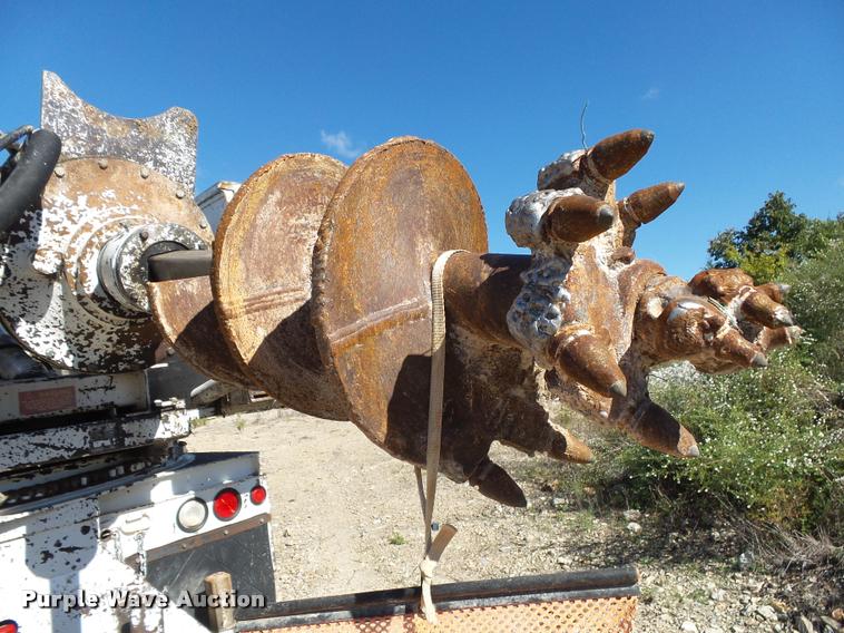 image for item K1093 2000 Freightliner FL80 pressure digger truck