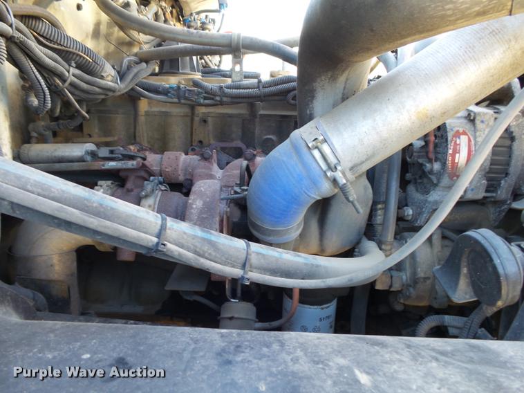 image for item K1093 2000 Freightliner FL80 pressure digger truck