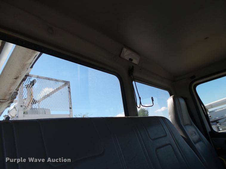 image for item K1093 2000 Freightliner FL80 pressure digger truck