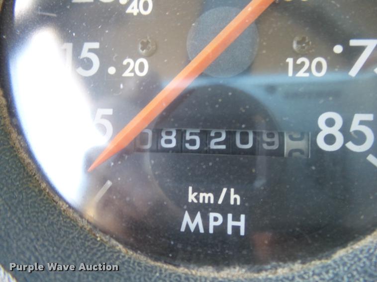 image for item K1093 2000 Freightliner FL80 pressure digger truck