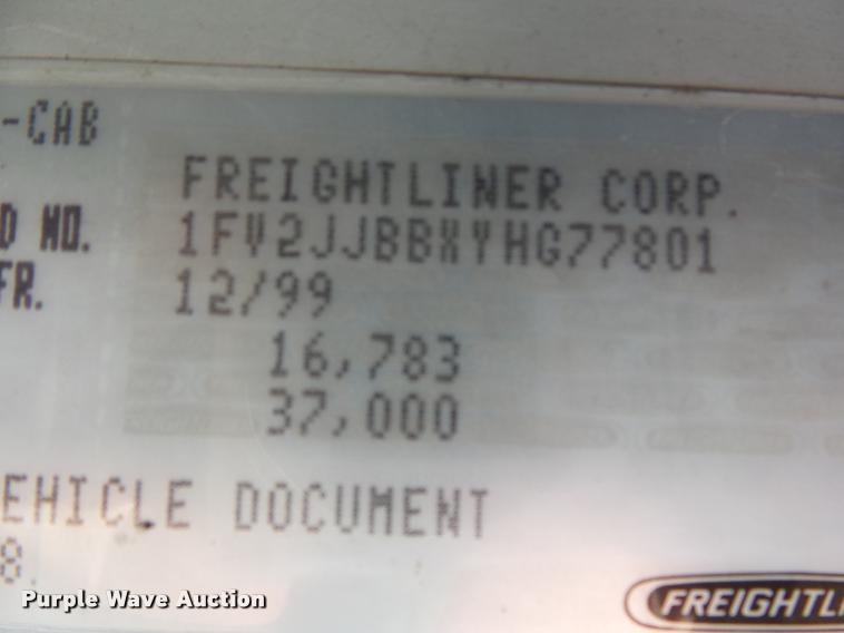 image for item K1093 2000 Freightliner FL80 pressure digger truck