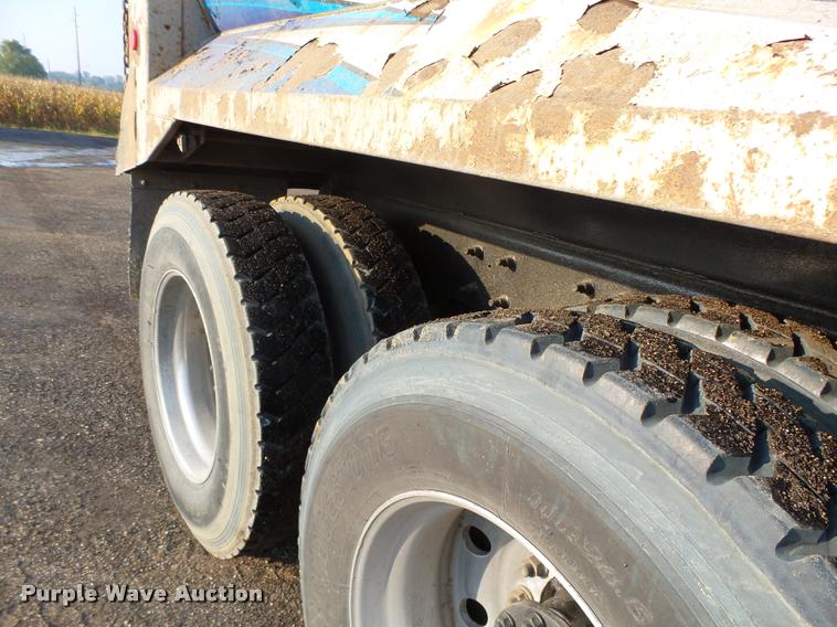 image for item K1477 2007 Mack CV713 dump truck