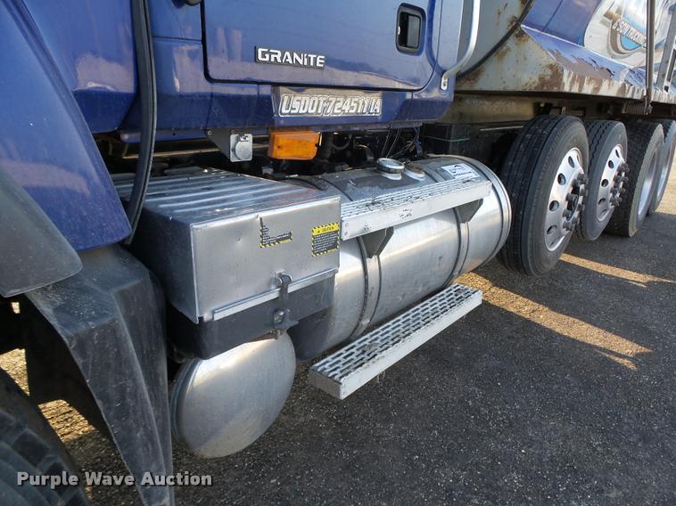 image for item K1477 2007 Mack CV713 dump truck