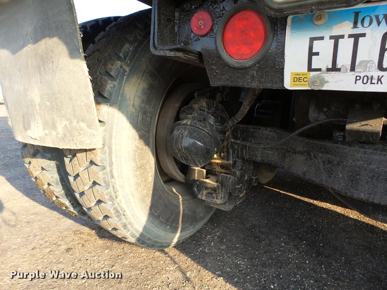 image for item K1477 2007 Mack CV713 dump truck