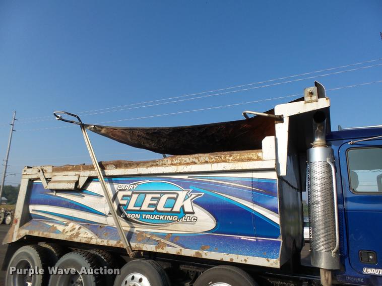 image for item K1477 2007 Mack CV713 dump truck