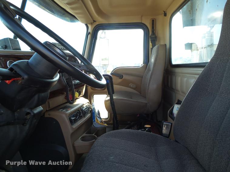 image for item K1477 2007 Mack CV713 dump truck