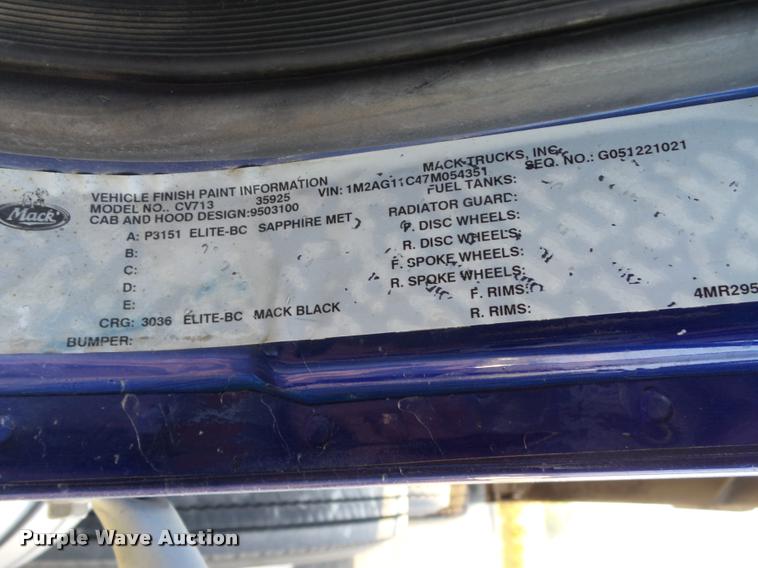 image for item K1477 2007 Mack CV713 dump truck