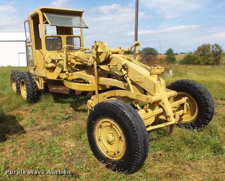 image for item K1478 Caterpillar 12 rigid frame motor grader
