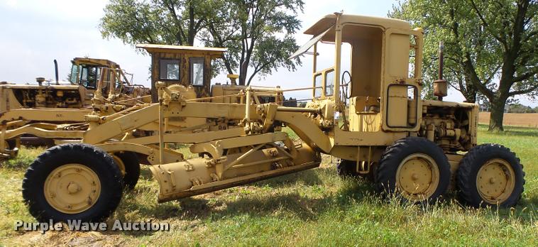 image for item K1478 Caterpillar 12 rigid frame motor grader