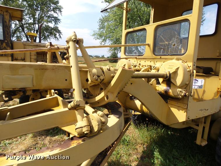 image for item K1478 Caterpillar 12 rigid frame motor grader