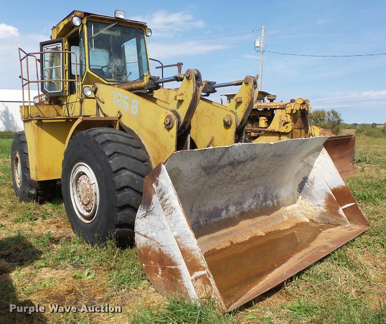 image for item K1481 1975 Michigan 125B-GM wheel loader
