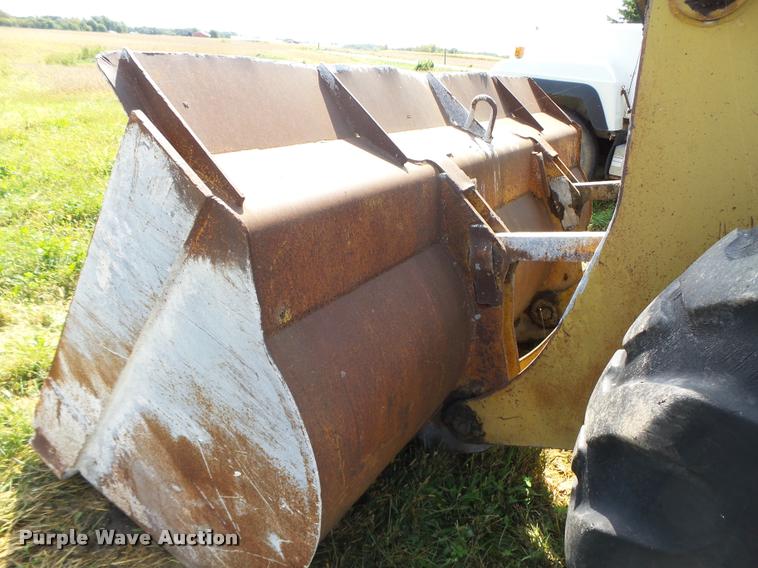 image for item K1481 1975 Michigan 125B-GM wheel loader