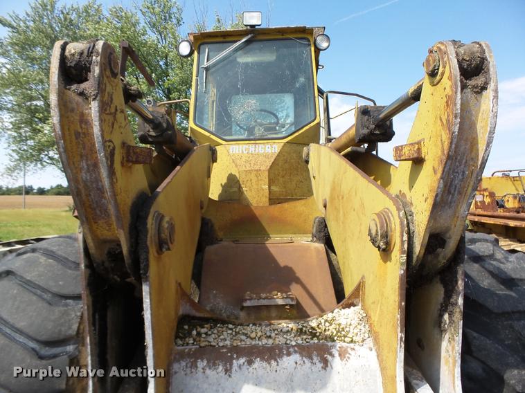 image for item K1481 1975 Michigan 125B-GM wheel loader
