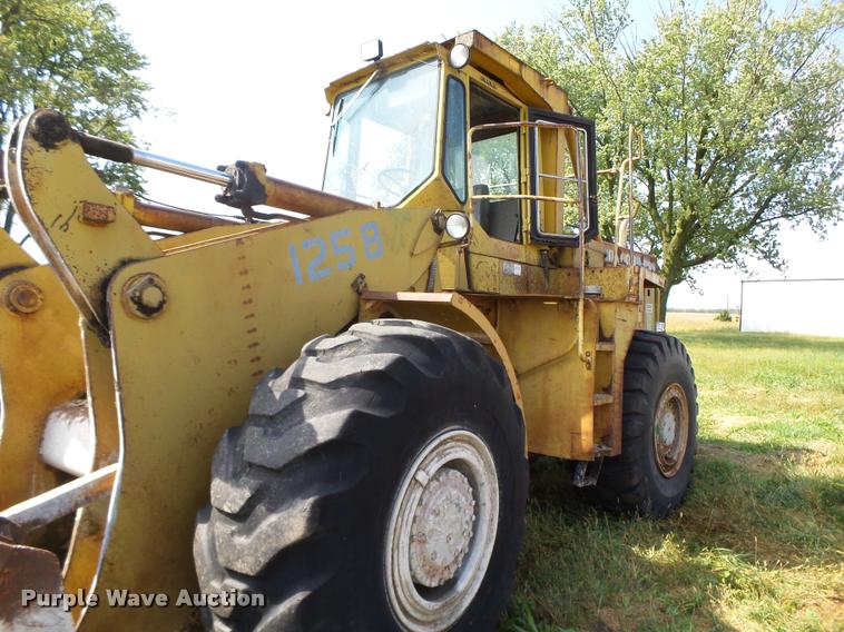 image for item K1481 1975 Michigan 125B-GM wheel loader