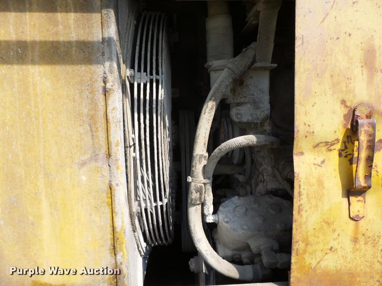 image for item K1481 1975 Michigan 125B-GM wheel loader