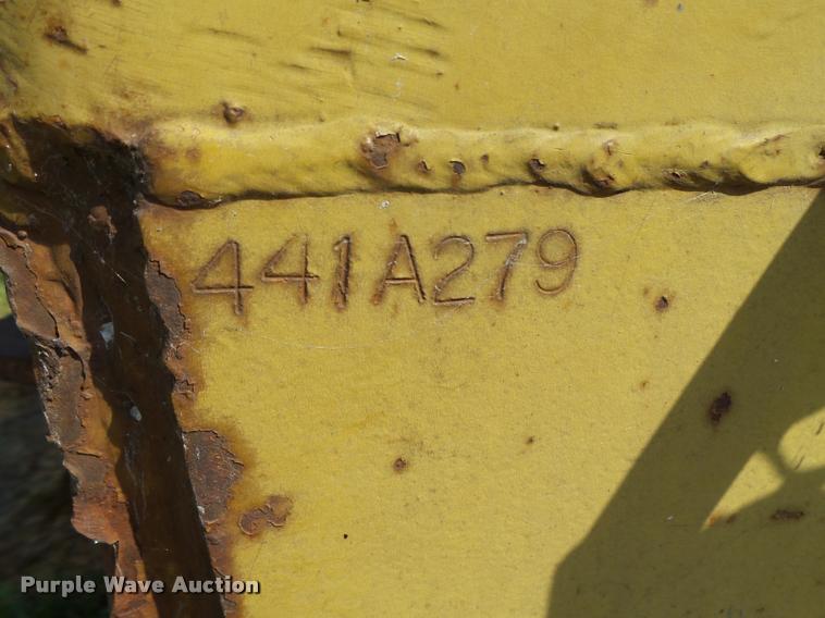 image for item K1481 1975 Michigan 125B-GM wheel loader