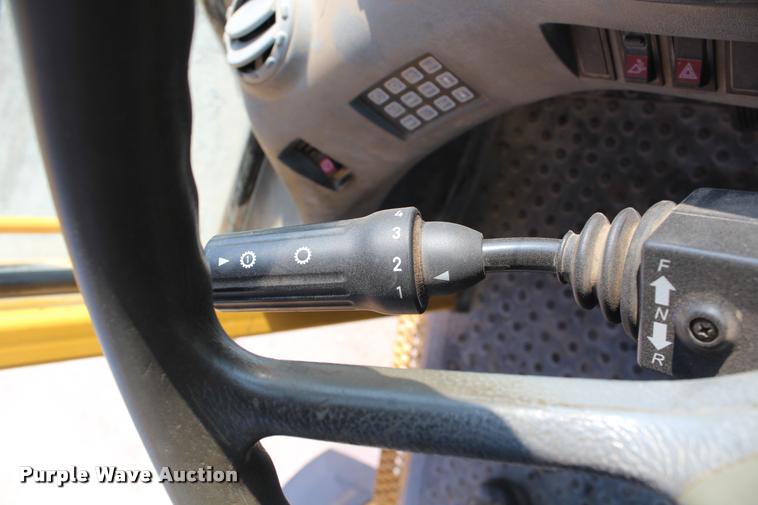 image for item K1949 2006 Volvo L110E wheel loader