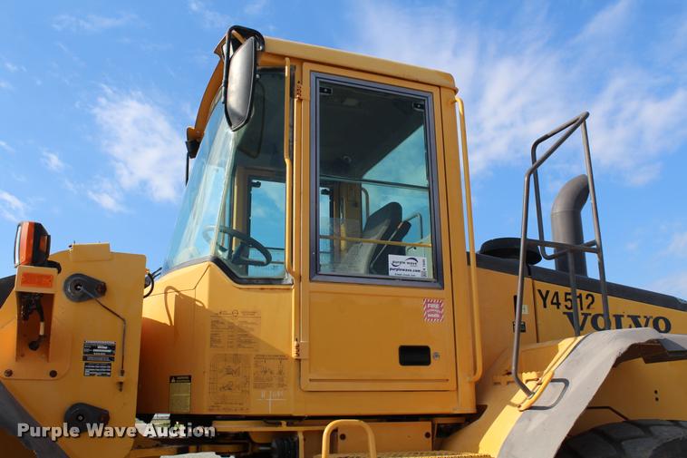 image for item K1949 2006 Volvo L110E wheel loader