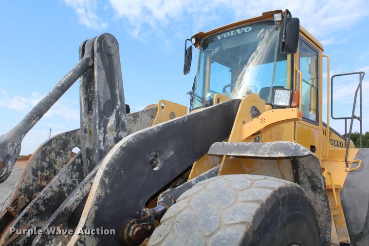 image for item K1949 2006 Volvo L110E wheel loader