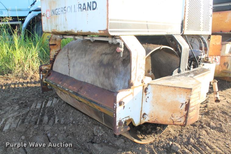image for item K1955 Ingersoll Rand DA30 double drum vibratory roller