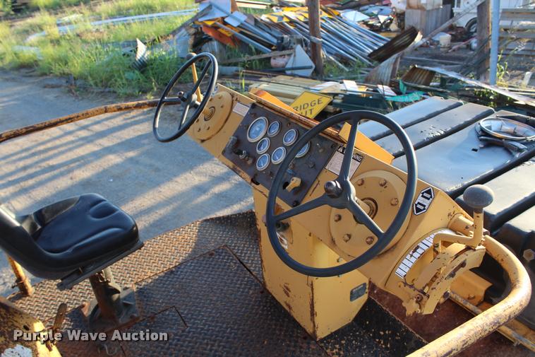 image for item K1958 Dresser GD-47017 double drum roller