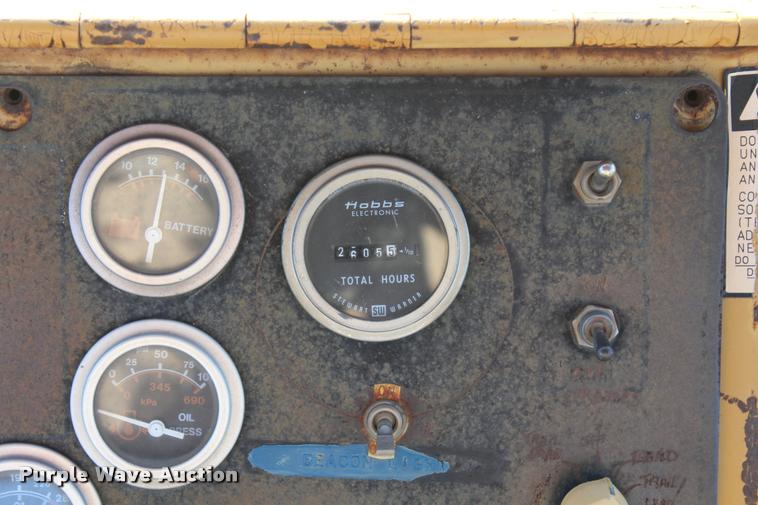 image for item K1958 Dresser GD-47017 double drum roller